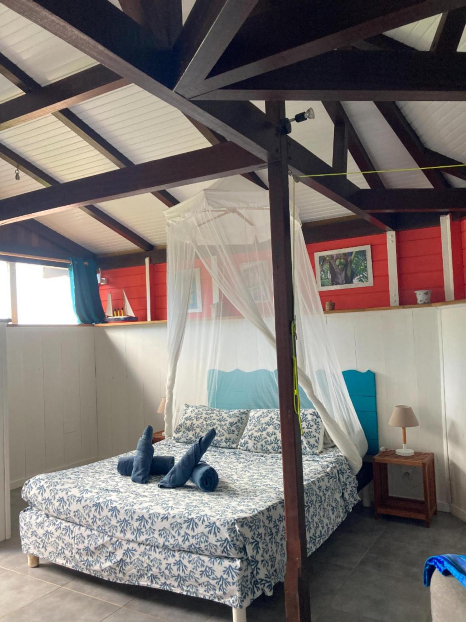Piton Bungalows Ecolodges Десе Екстер'єр фото